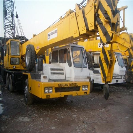 Original truck crane 25t
